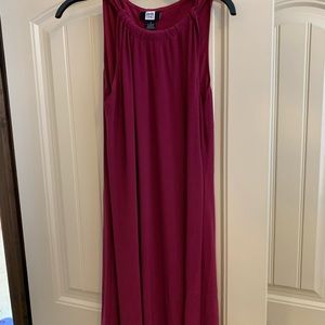 Cute springy over the knee magenta size medium dress.